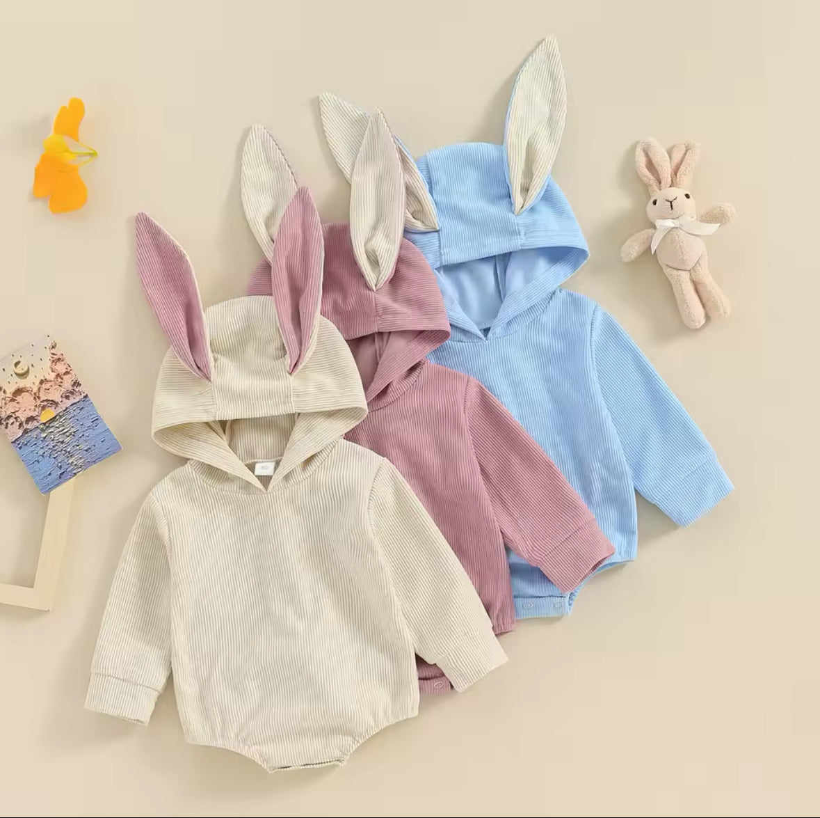 Ribbed bunny romper with hood